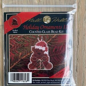 Mill Hill Holiday Ornaments III Counted Glass Bead Kit - Santa Teddy